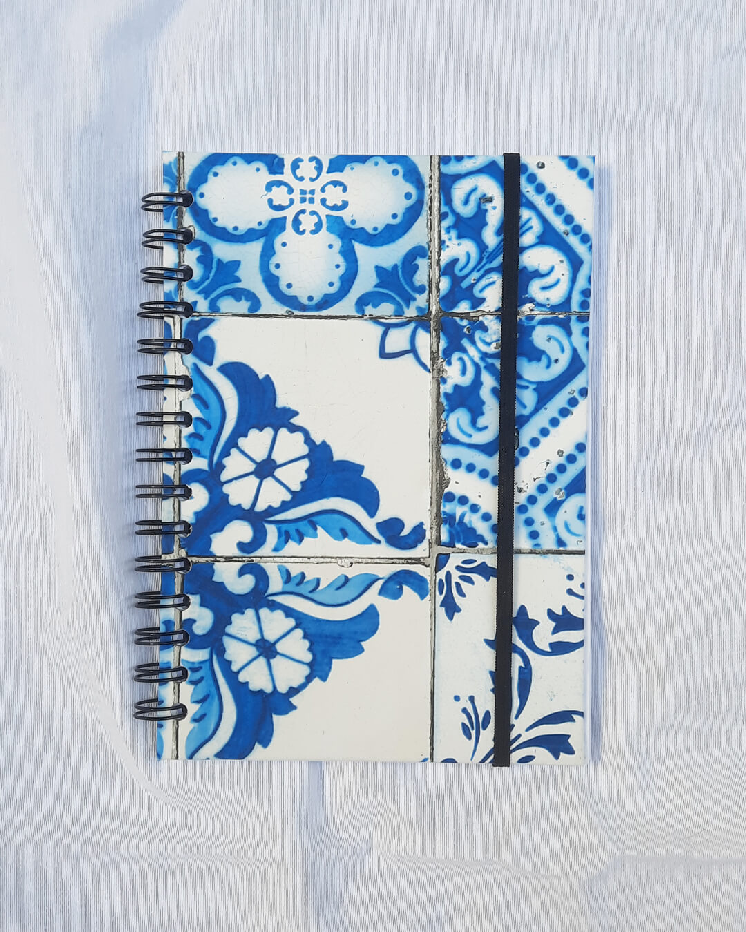 Cuaderno A5 con hojas blancas y wire-o - Imagen 5