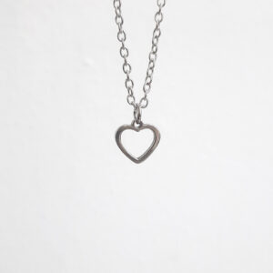 Colgante con forma de corazón de acero inoxidable